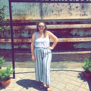 Linen wide legged pants